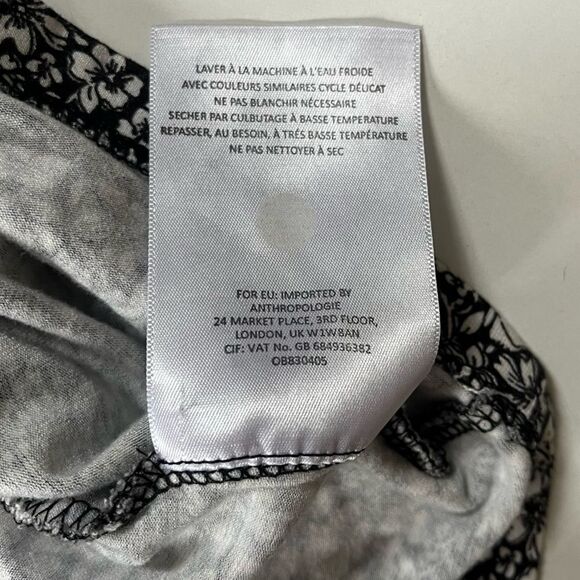 Anthropologie Black and White Floral Short Sleeve Top - Picture 6 of 9